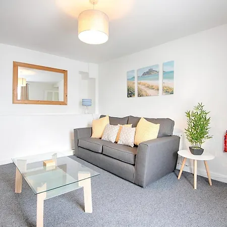 Stop Looking! Walk To The City Center Swansea Extérieur photo